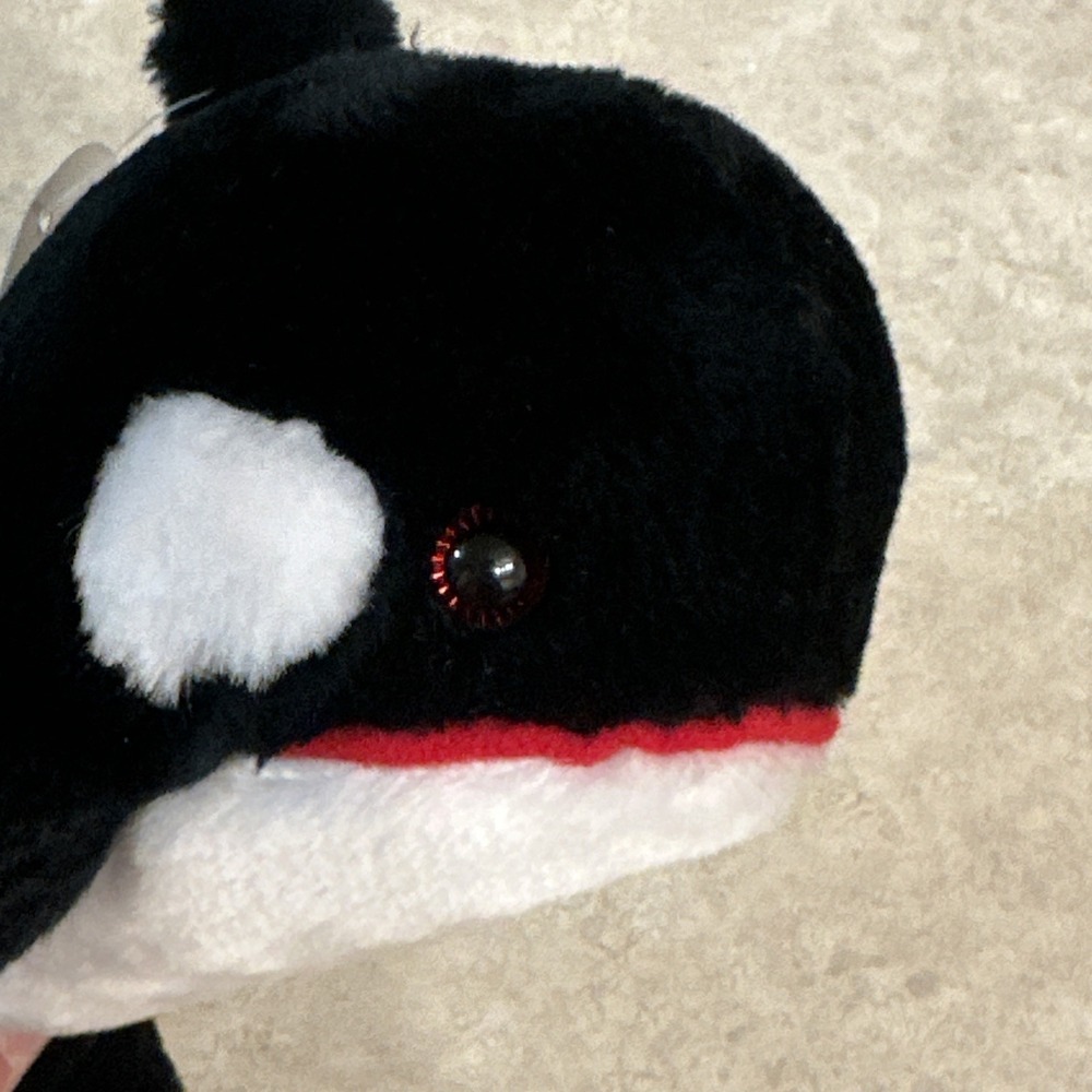 Vintage Sea World Shamu Killer Whale Orca Plush Stuffed Animal Toy 1987 W/ Tag - Picture 6 of 6